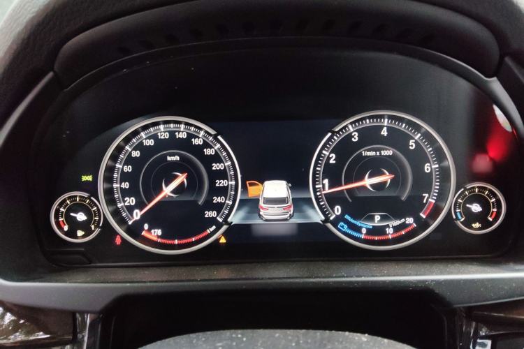 Used BMW X5 2018 xDrive28i
