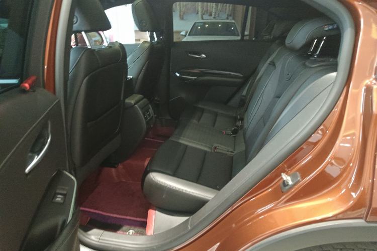 Used Cadillac XT4 2021 28T Two-Wheel Drive Tech Edition
