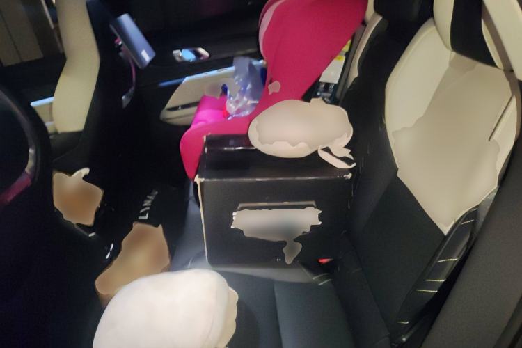 Used Lynk & Co 05 2020 2.0TD Two-Wheel Drive Shine Halo
