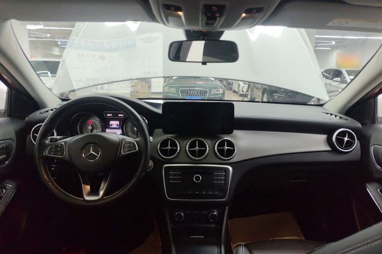 Used Mercedes-Benz GLA 2016 GLA 200 Fashion Model