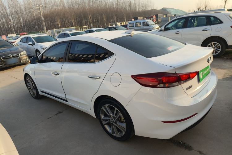 Used Hyundai Elantra 2016 1.6L Automatic ZhiXuan – Elite Version
