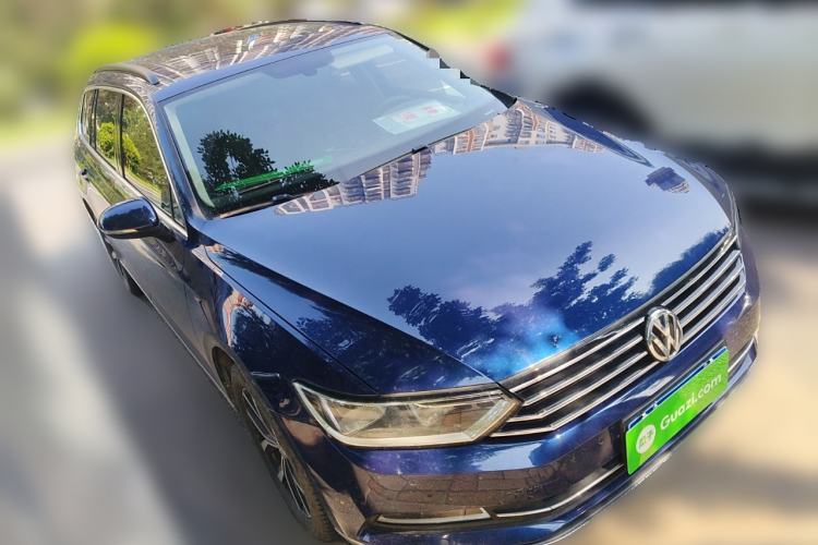 Used Volkswagen Variant 2018 380TSI Two-Wheel Drive Comfort Edition
