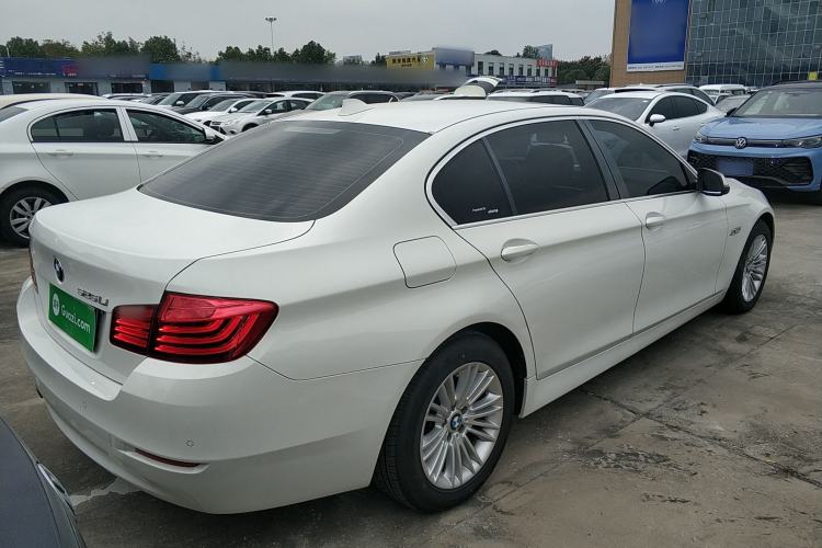 Used BMW 5 Series 2014 520Li Elegant Model
