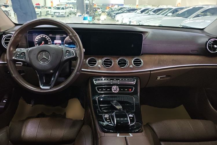 Used Mercedes-Benz E-Class 2016 E 200 L
