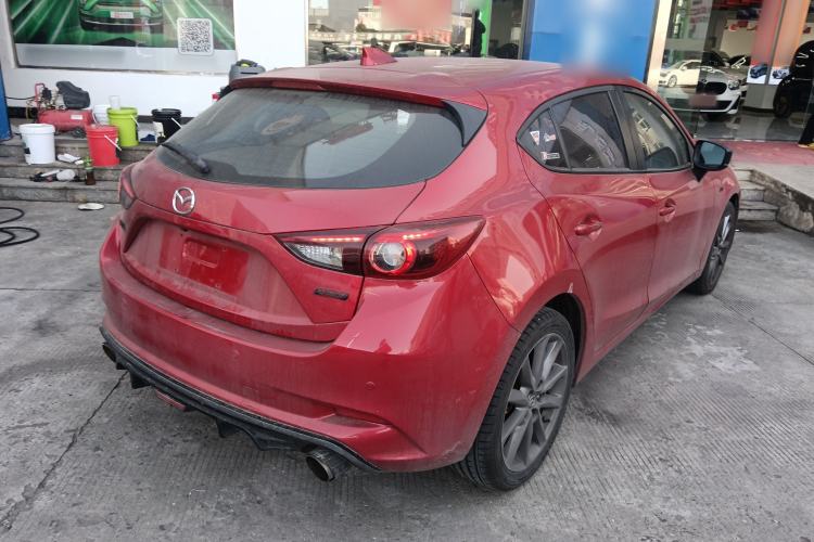 Used Mazda Mazda 3 Axela 2017 Hatchback 2.0L Automatic Sport Model China V Emission Standard
