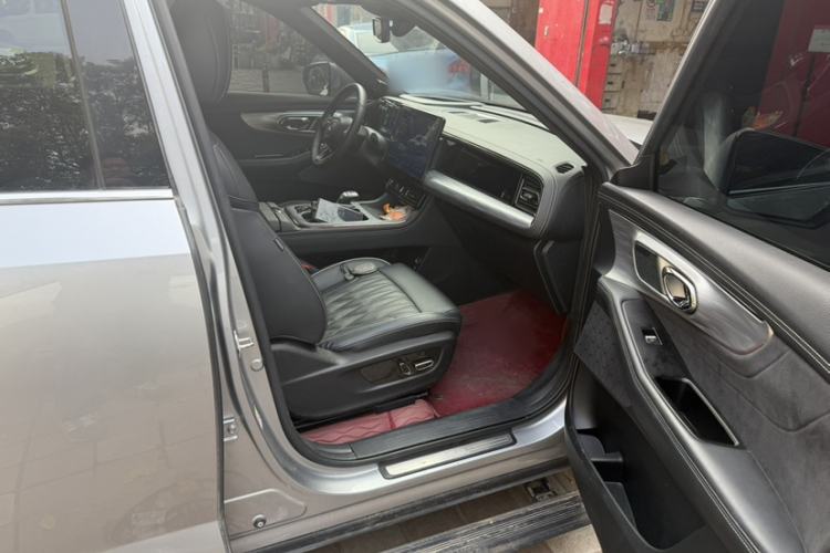 Used GAC Trumpchi GS8 2022 Double-Energy Series 2.0TM Four-Wheel Drive Premium Edition (7 Seats)
