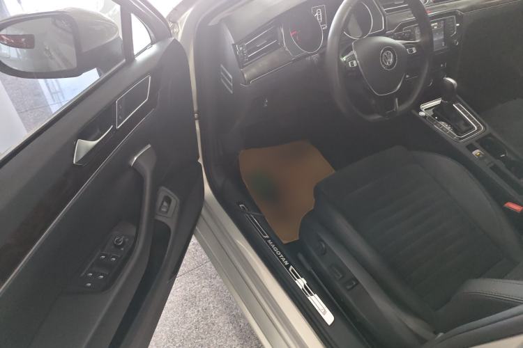 Used Volkswagen Magotan 2017 380TSI DSG Luxury Model