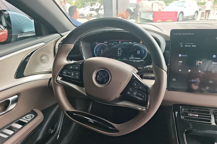 Used BYD Han 2023 EV Champion Edition 506KM Front-Wheel-Drive Premium Model
