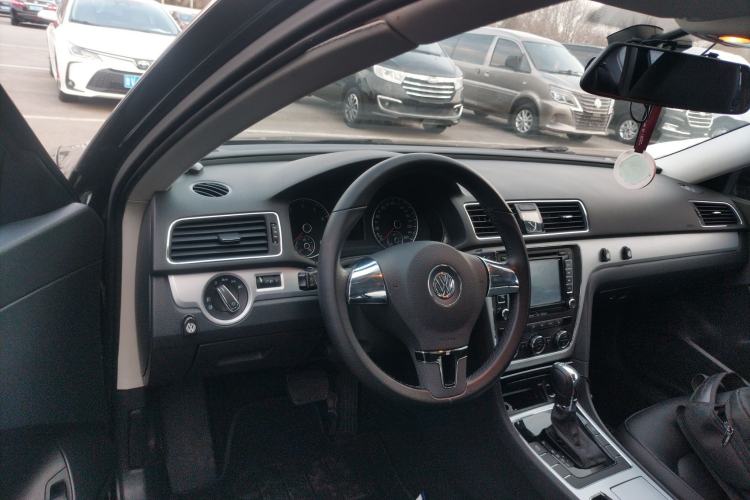 Used Volkswagen Passat 2014 1.8TSI DSG Prestige Edition
