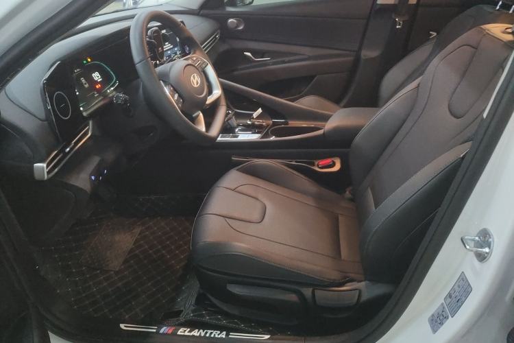 Used Hyundai Elantra 2023 1.5L CVT GLX Elite Edition
