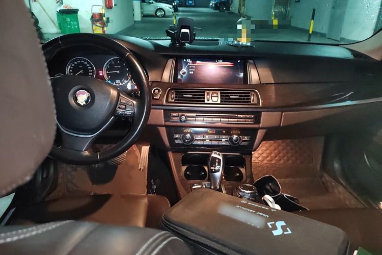 Used BMW 5 Series 2014 525Li Luxury Design Package
