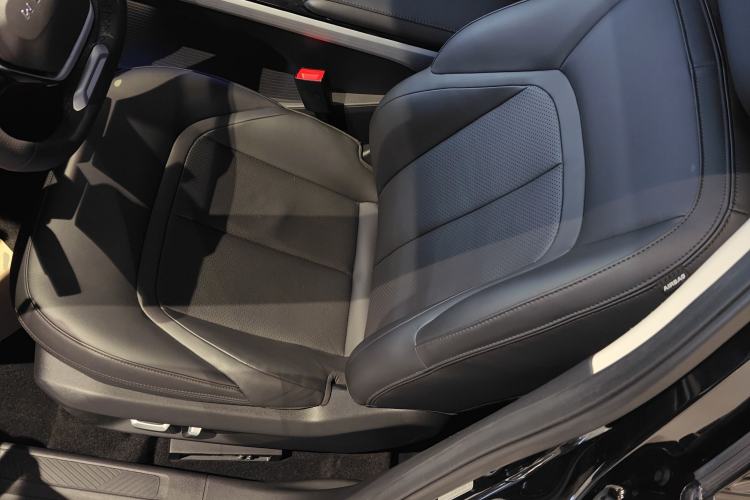 Used Wuling Xingguang 2024 Co-Creation Edition 510 Advanced Model
