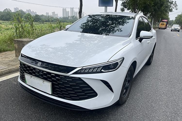 Used BYD Qin PLUS 2025 DM-i Smart Drive 55KM Leading Model
