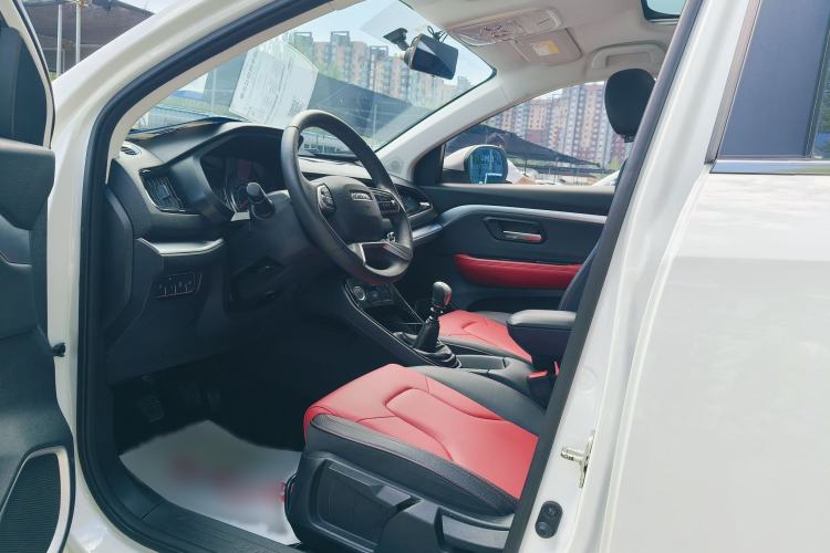 Used Haval H2s 2017 Red-Label 1.5T Manual Elite Model
