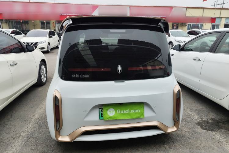 Used ORA White Cat 2022 Xiaoyue Mao Edition 360 km Luxury Model Lithium NMC