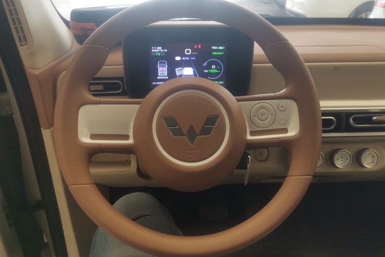 Used Wuling Hongguang MINIEV 2024 3rd Generation 215km Youth Edition
