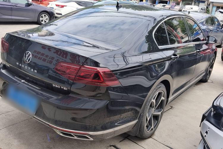 Used Volkswagen Magotan 2023 2 Million Units Limited Edition 330TSI DSG Leading Version
