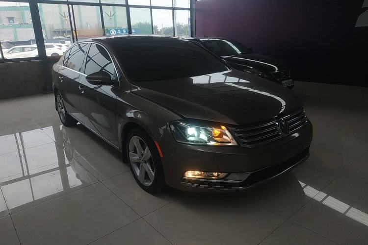 Used Volkswagen Magotan 2015 Revised 1.8TSI Prestige Version
