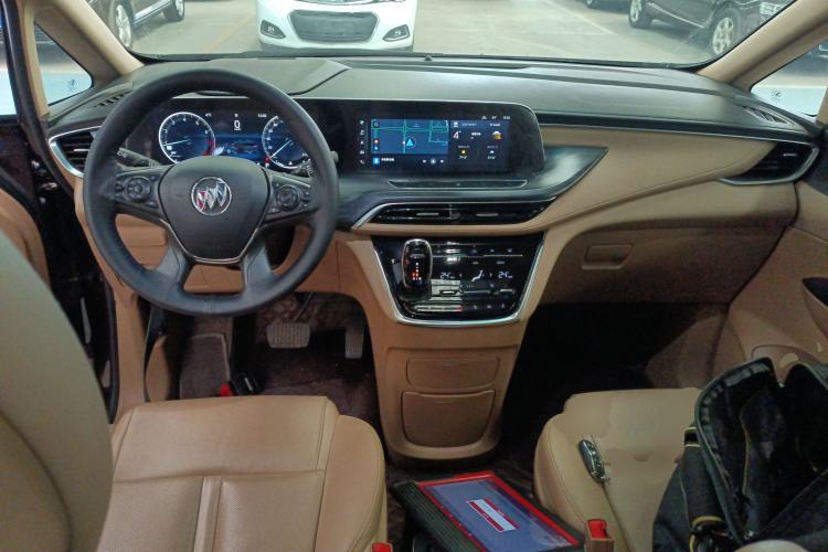 Used Buick GL8 2021 ES Landtrek 653T Luxury Model