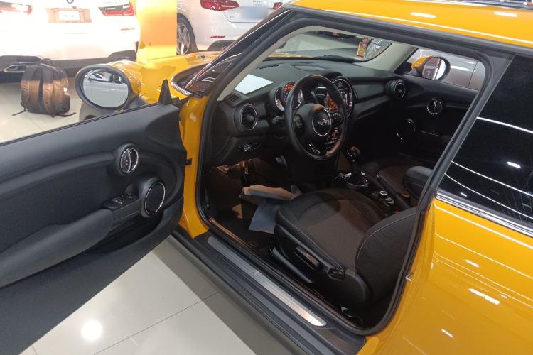 Used  MINI 2016 1.2T ONE Pioneer Edition
