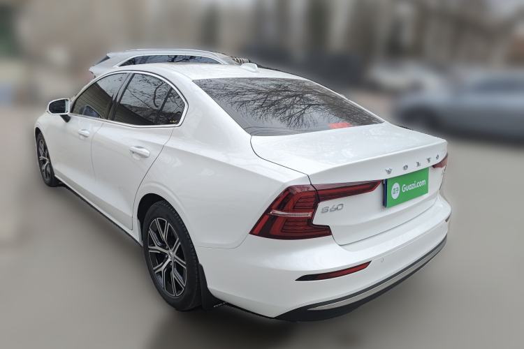 Used Volvo S60 2025 B4 Zhiyi Luxury Edition
