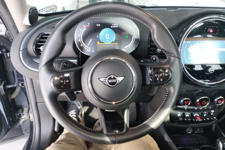 Used  Clubman 2023 2.0T COOPER S Connoisseur
