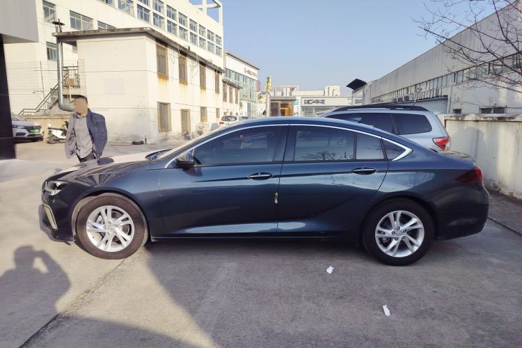 Used Buick Regal 2020 552T Luxury Version
