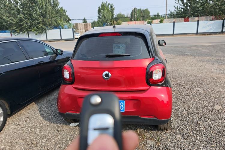 Used  forfour 2016 1.0L 52 kW Dynamic Edition
