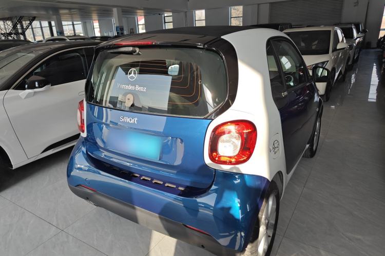 Used  fortwo 2018 1.0L 52kW Hardtop Dynamic Version China V
