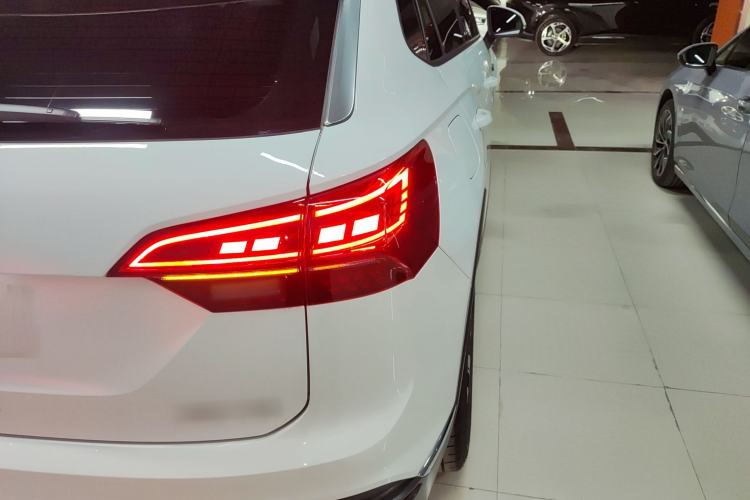 Used Volkswagen Tayron 2022 280TSI Two-Wheel Drive Luxury Smart Connectivity Version
