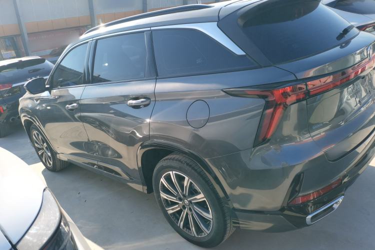 Used Changan CS75 PLUS 2024 3rd Generation Champion Edition 2.0T Intelligent Drive Performance Model