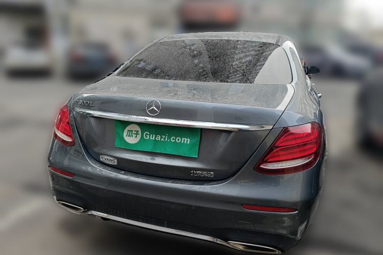 Used Mercedes-Benz E-Class 2016 E 300 L Sporty and Stylish Model