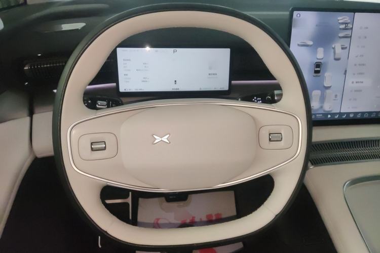 Used XPeng X9 2024 702 Ultra-Long Range Max
