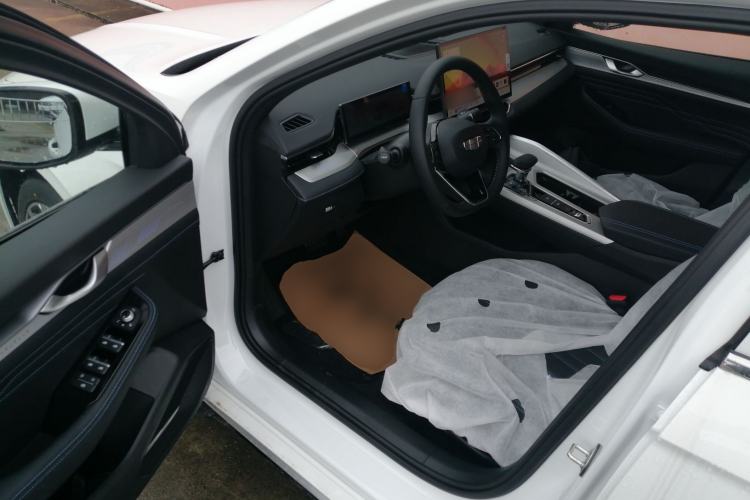 Used Geely Auto Preface 2025 Dongfang Yao 1.5TD Kunlun Edition