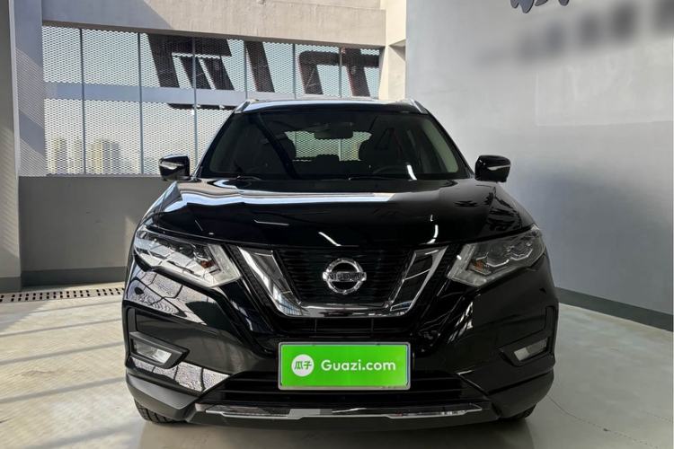 Used Nissan X-Trail 2023 Classic 2.0L Two-Wheel Drive Smart Connect Premium Edition