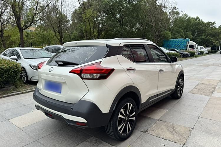Used Nissan Kicks 2020 1.5L XV CVT Smart Connect Luxury Edition
