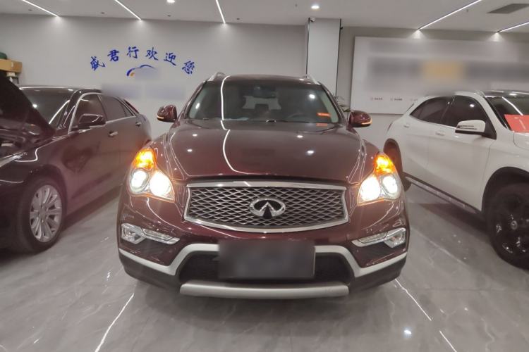 Used Infiniti QX50 2015 2.5L Comfort Edition
