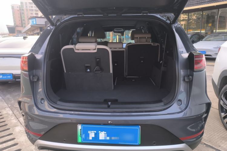 Used BYD Tang New Energy 2024 DM-i Glory Edition 112KM Prestige Model
