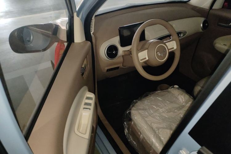 Used Wuling Hongguang MINIEV 2025 Four-Door Version Advanced Edition
