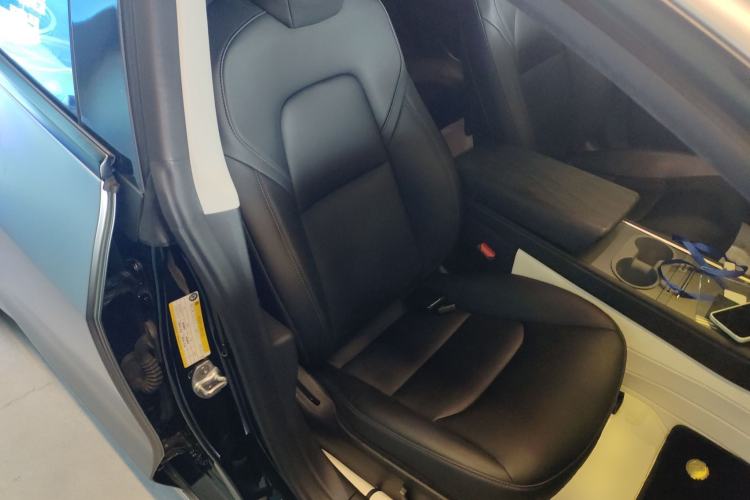 Used Tesla Model 3 2022 Performance High-Performance All-Wheel-Drive Version
