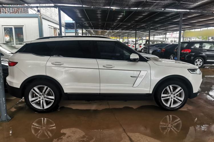 Used Zotye T700 2017 1.8T Dual-Clutch Prestige Model