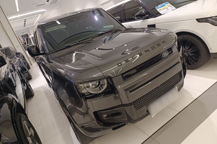 Used Land Rover Defender 2025 110 3.0T P400 – Dynamic HSE
