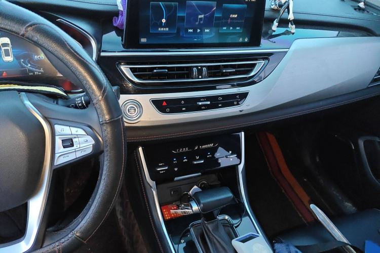 Used Changan CS75 2020 280T DCT Luxury Version China VI Standard
