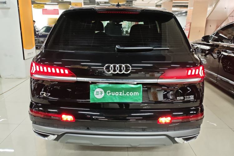 Used Audi Q7 2023 55 TFSI quattro S line Sport Edition
