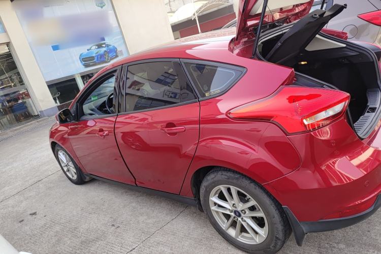 Used Ford Focus 2017 Hatchback 1.6L Automatic Fashion Edition Smart Drive Version