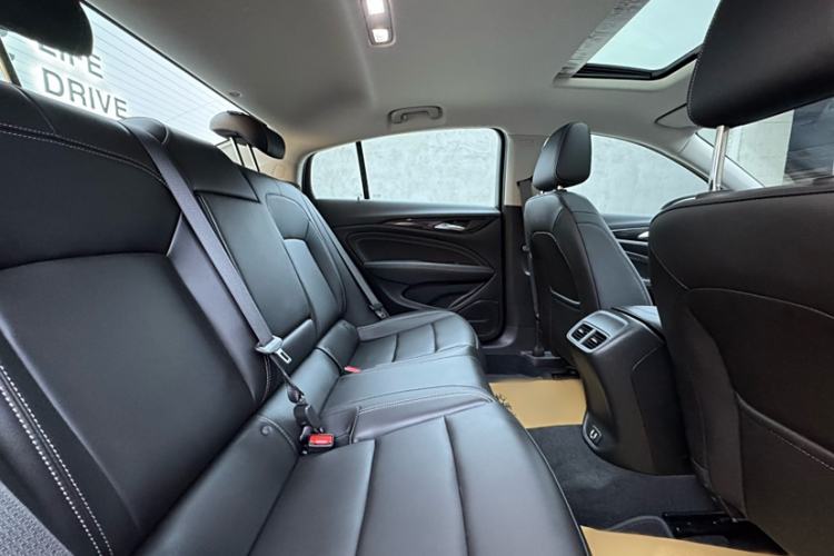 Used Buick Regal 2024 25T Deluxe Edition
