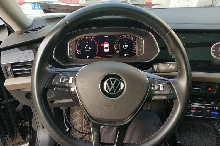 Used Volkswagen Passat 2021 330TSI Luxury Edition
