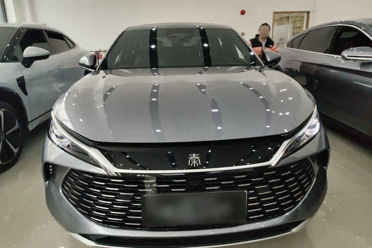 Used BYD Qin L 2025 DM-i Smart Drive 120KM Leading Model
