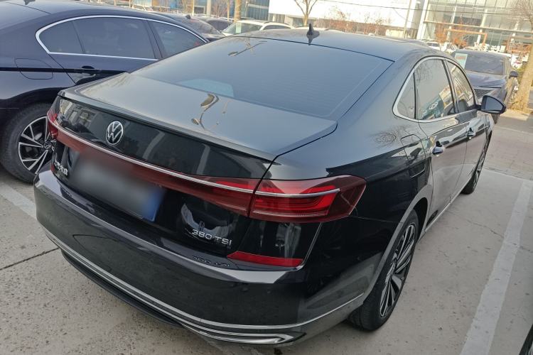 Used Volkswagen Passat 2023 Revised 380TSI Luxury Edition