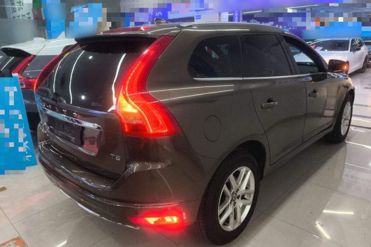 Used Volvo XC60 2017 T5 Smart Upgrade Edition
